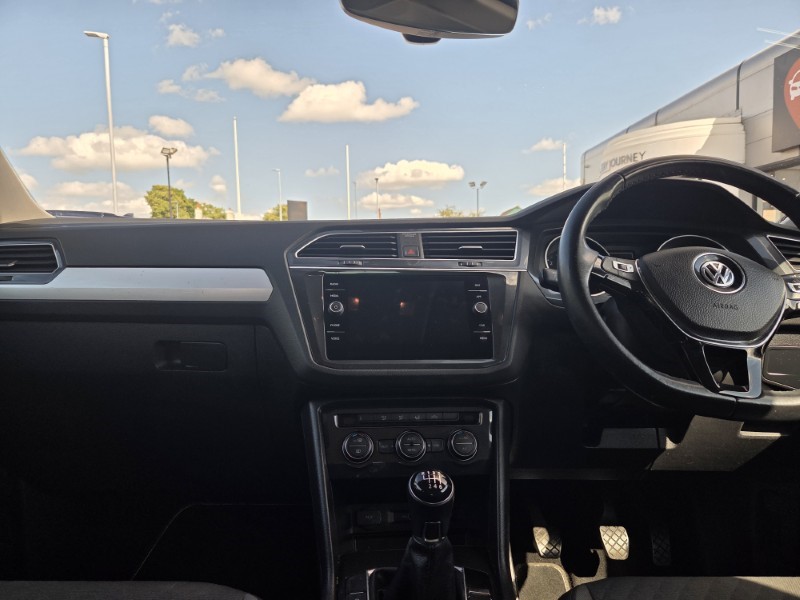 2019 (69) VOLKSWAGEN TIGUAN 2.0 TDi 150 Match 5dr 5666390