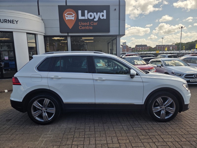 2019 (69) VOLKSWAGEN TIGUAN 2.0 TDi 150 Match 5dr 5666373