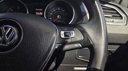 2019 (69) VOLKSWAGEN TIGUAN 2.0 TDi 150 Match 5dr 5666401