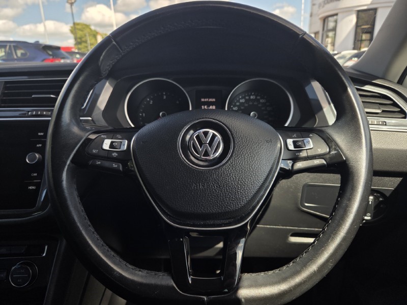 2019 (69) VOLKSWAGEN TIGUAN 2.0 TDi 150 Match 5dr 5666402
