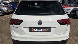 2019 (69) VOLKSWAGEN TIGUAN 2.0 TDi 150 Match 5dr 5666386