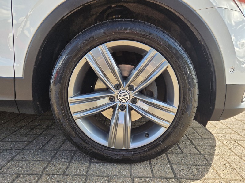 2019 (69) VOLKSWAGEN TIGUAN 2.0 TDi 150 Match 5dr 5666374