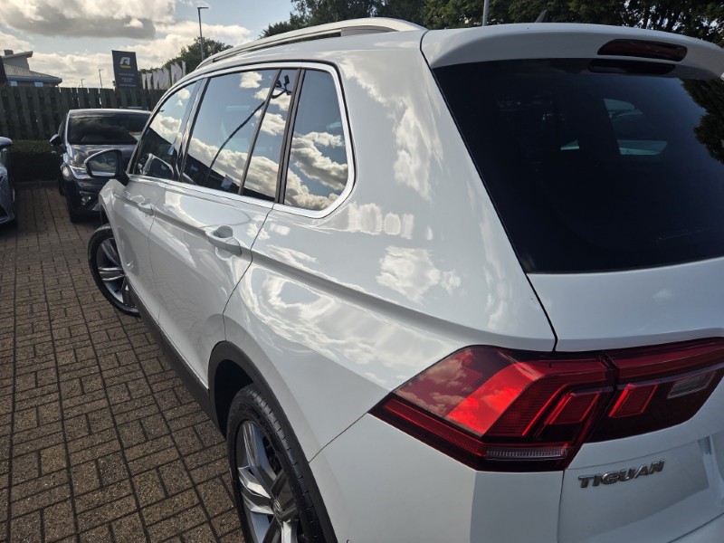 2019 (69) VOLKSWAGEN TIGUAN 2.0 TDi 150 Match 5dr 5666382