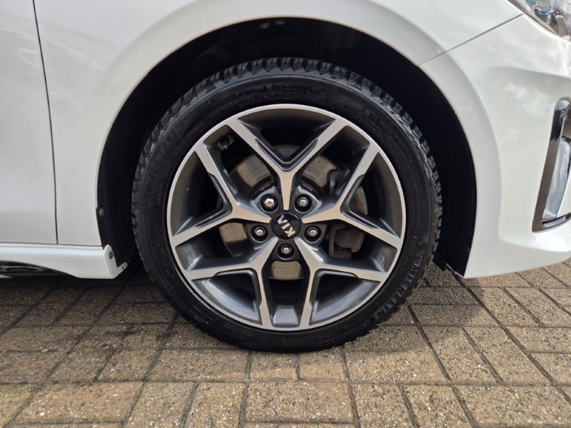 2020 (20) KIA CEED 1.6 CRDi ISG GT-Line 5dr 5657537