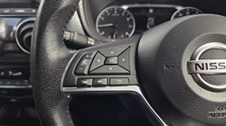 2020 (20) NISSAN JUKE 1.0 DiG-T N-Connecta 5dr 5670498