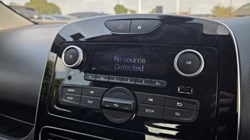 2018 (68) RENAULT CLIO 0.9 TCE 90 Play 5dr 5674926