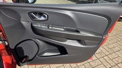 2018 (68) RENAULT CLIO 0.9 TCE 90 Play 5dr 5674916
