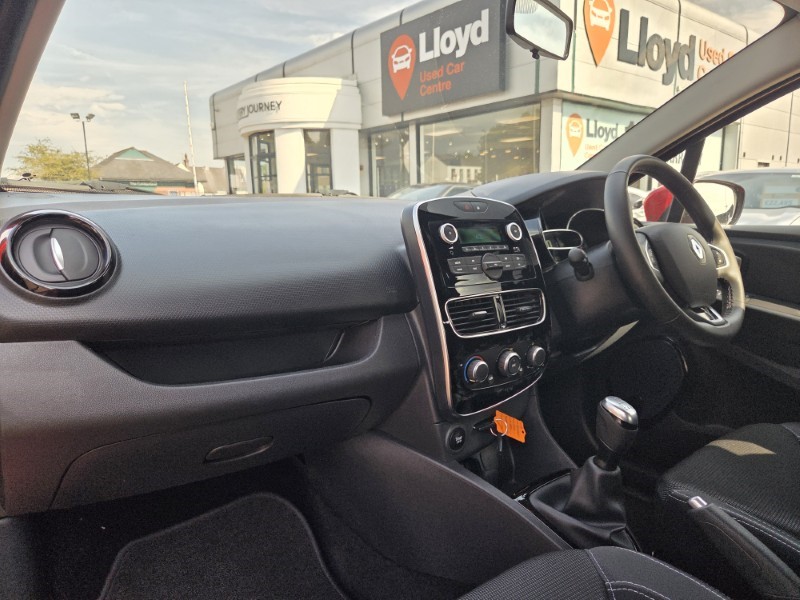 2018 (68) RENAULT CLIO 0.9 TCE 90 Play 5dr 5674912
