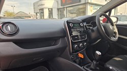 2018 (68) RENAULT CLIO 0.9 TCE 90 Play 5dr 5674912