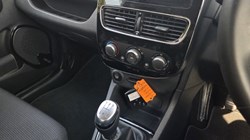 2018 (68) RENAULT CLIO 0.9 TCE 90 Play 5dr 5674922