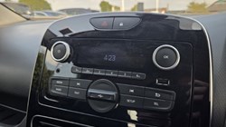 2018 (68) RENAULT CLIO 0.9 TCE 90 Play 5dr 5674924