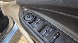 2019 (68) FORD KUGA 1.5 EcoBoost 120 Zetec 5dr 2WD 5675132