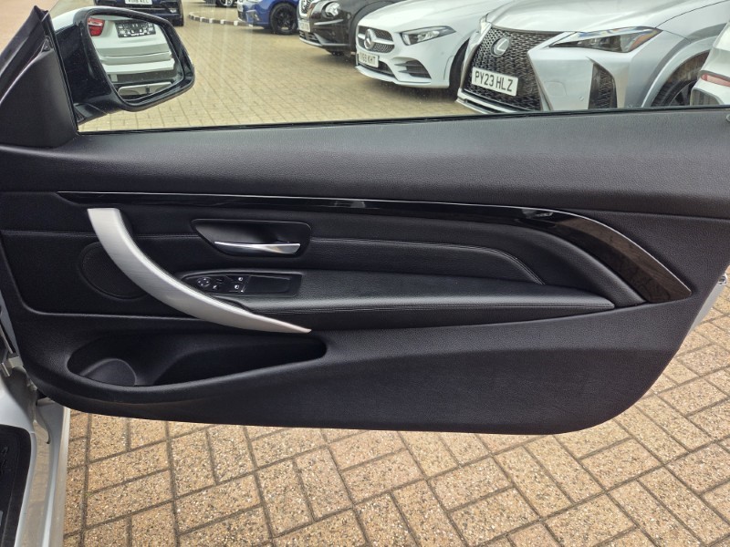2018 (68) BMW 4 SERIES 420d [190] M Sport 2dr Auto [Professional Media] 5674957