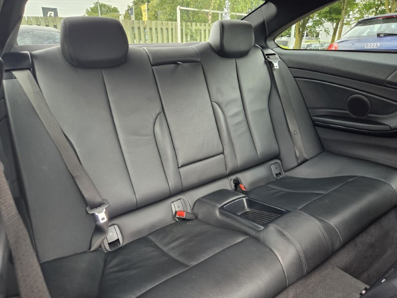 2018 (68) BMW 4 SERIES 420d [190] M Sport 2dr Auto [Professional Media] 5674956