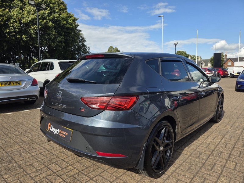 2020 (70) SEAT LEON 2.0 TDI 150 FR Black Edition [EZ] 5dr DSG 5670614