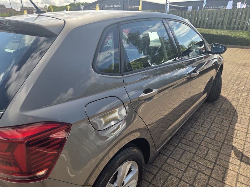 2018 (18) VOLKSWAGEN POLO 1.0 TSI 95 SE 5dr 5670656