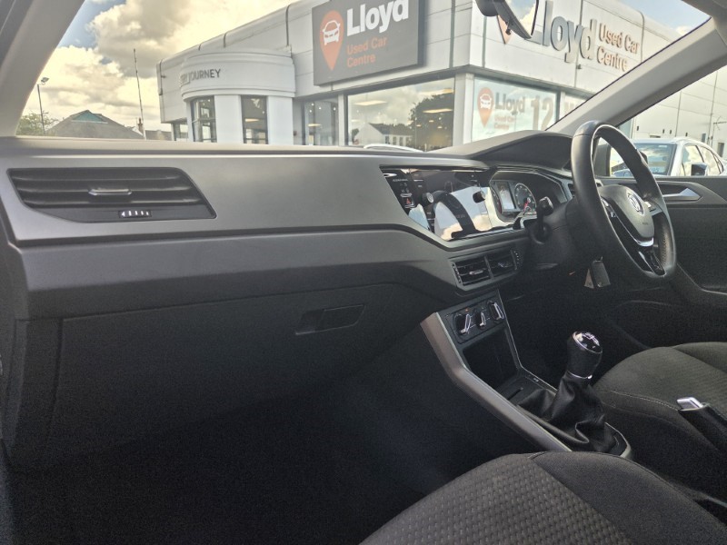 2018 (18) VOLKSWAGEN POLO 1.0 TSI 95 SE 5dr 5670670