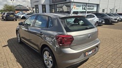 2018 (18) VOLKSWAGEN POLO 1.0 TSI 95 SE 5dr 5670658