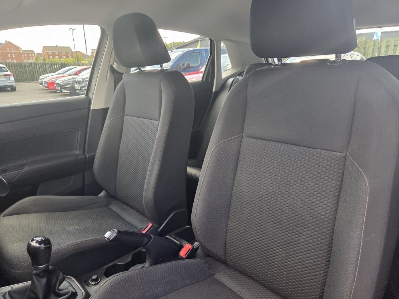2018 (18) VOLKSWAGEN POLO 1.0 TSI 95 SE 5dr 5670672