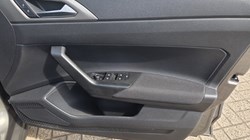 2018 (18) VOLKSWAGEN POLO 1.0 TSI 95 SE 5dr 5670674