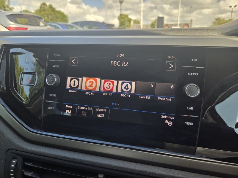 2018 (18) VOLKSWAGEN POLO 1.0 TSI 95 SE 5dr 5670681