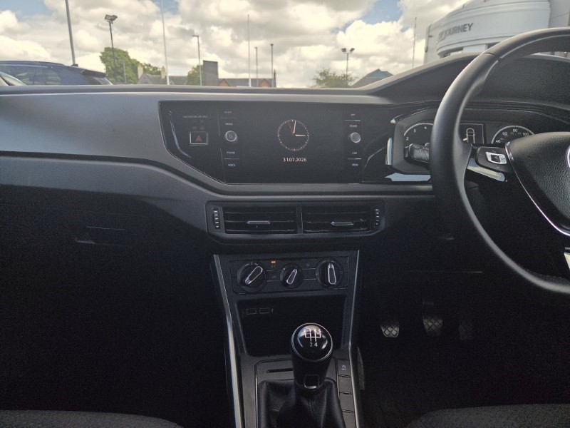 2018 (18) VOLKSWAGEN POLO 1.0 TSI 95 SE 5dr 5670668