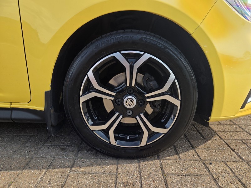 2021 (71) MG MOTOR UK MG3 1.5 VTi-TECH Exclusive 5dr [Navigation] 5675244