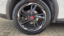 2020 (20) DS DS 7 1.6 PureTech 180 Performance Line 5dr EAT8 5689975