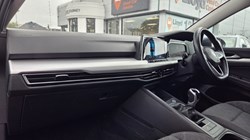 2020 (70) VOLKSWAGEN GOLF 1.5 TSI Life 5dr 5683303