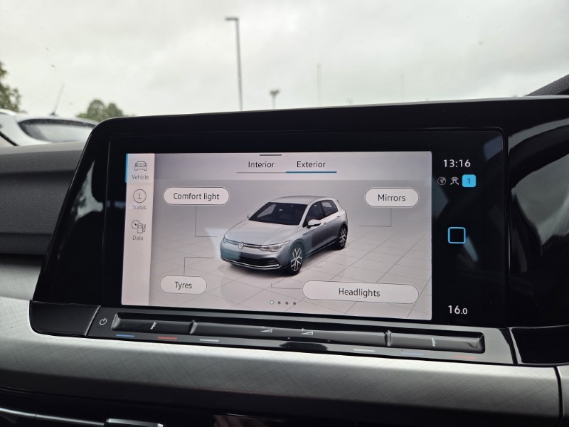 2020 (70) VOLKSWAGEN GOLF 1.5 TSI Life 5dr 5683320