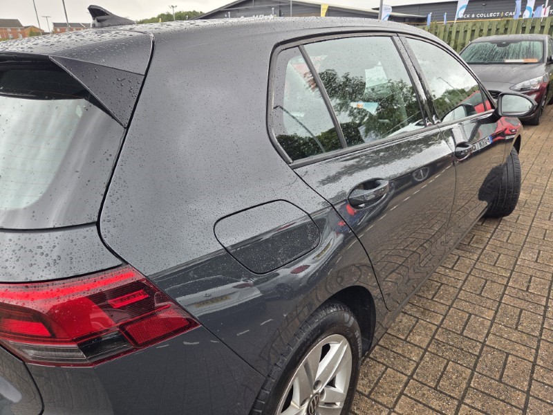 2020 (70) VOLKSWAGEN GOLF 1.5 TSI Life 5dr 5683289