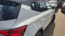 2021 (21) SEAT ARONA 1.0 TSI 110 FR Red Edition 5dr 5686436