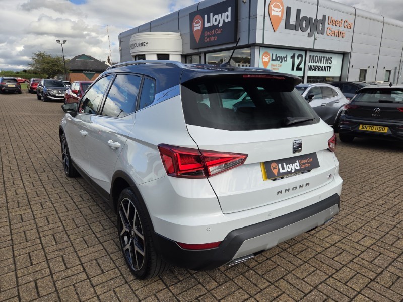 2021 (21) SEAT ARONA 1.0 TSI 110 FR Red Edition 5dr 5686439