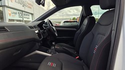 2021 (21) SEAT ARONA 1.0 TSI 110 FR Red Edition 5dr 5686453