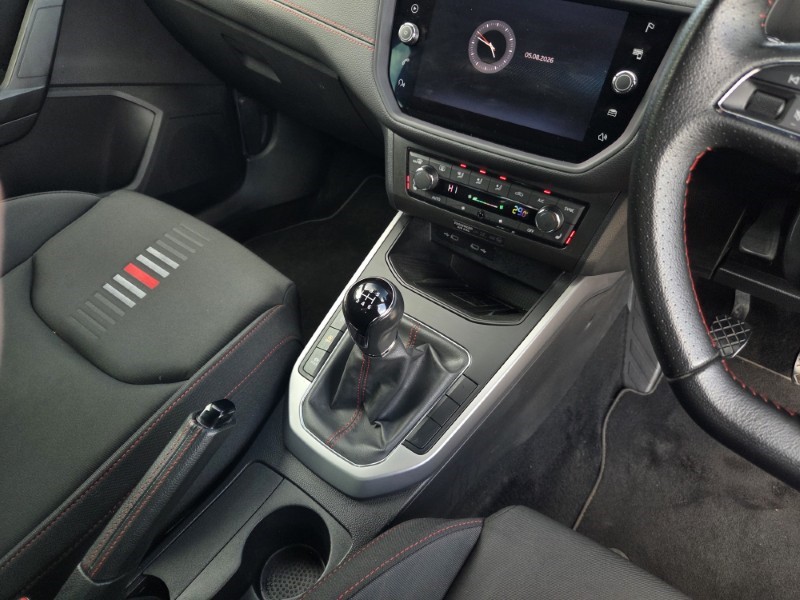 2021 (21) SEAT ARONA 1.0 TSI 110 FR Red Edition 5dr 5686462
