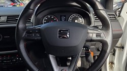 2021 (21) SEAT ARONA 1.0 TSI 110 FR Red Edition 5dr 5686461