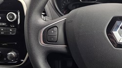2019 (19) RENAULT CAPTUR 0.9 TCE 90 Play 5dr 5683646