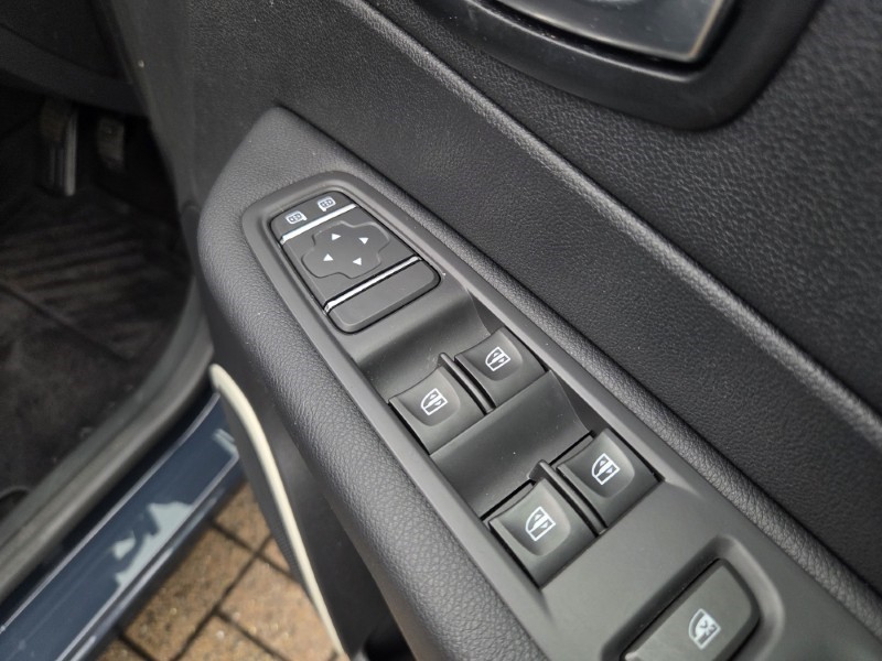 2019 (19) RENAULT CAPTUR 0.9 TCE 90 Play 5dr 5683645