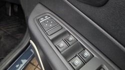 2019 (19) RENAULT CAPTUR 0.9 TCE 90 Play 5dr 5683645