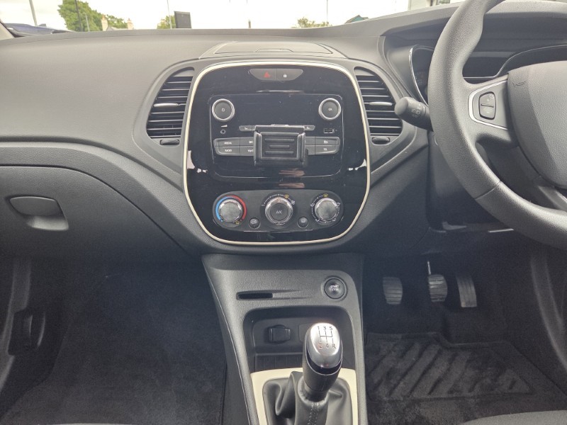 2019 (19) RENAULT CAPTUR 0.9 TCE 90 Play 5dr 5683638