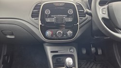 2019 (19) RENAULT CAPTUR 0.9 TCE 90 Play 5dr 5683638