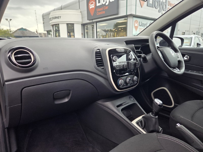 2019 (19) RENAULT CAPTUR 0.9 TCE 90 Play 5dr 5683640