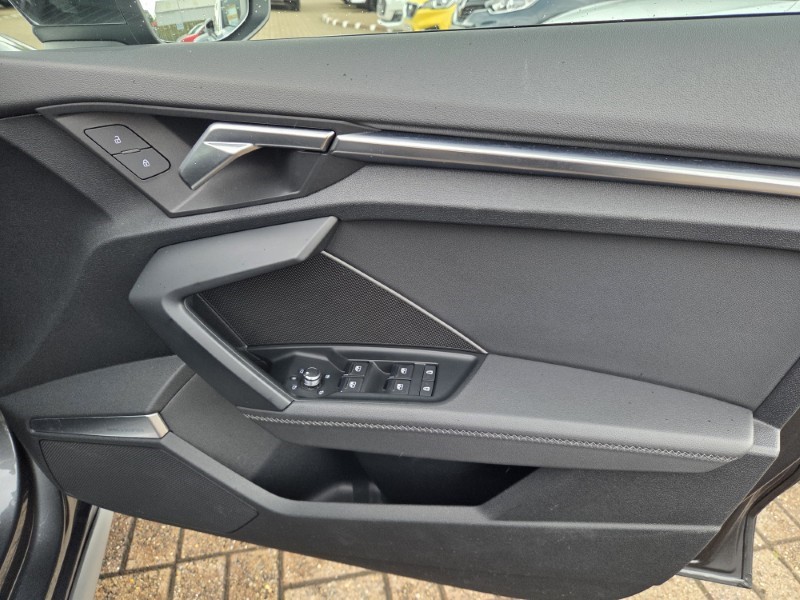 2020 (70) AUDI A3 35 TFSI S Line 4dr 5688444