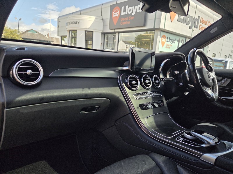 2017 (66) MERCEDES-BENZ GLC 250d 4Matic AMG Line Premium 5dr 9G-Tronic 5684781