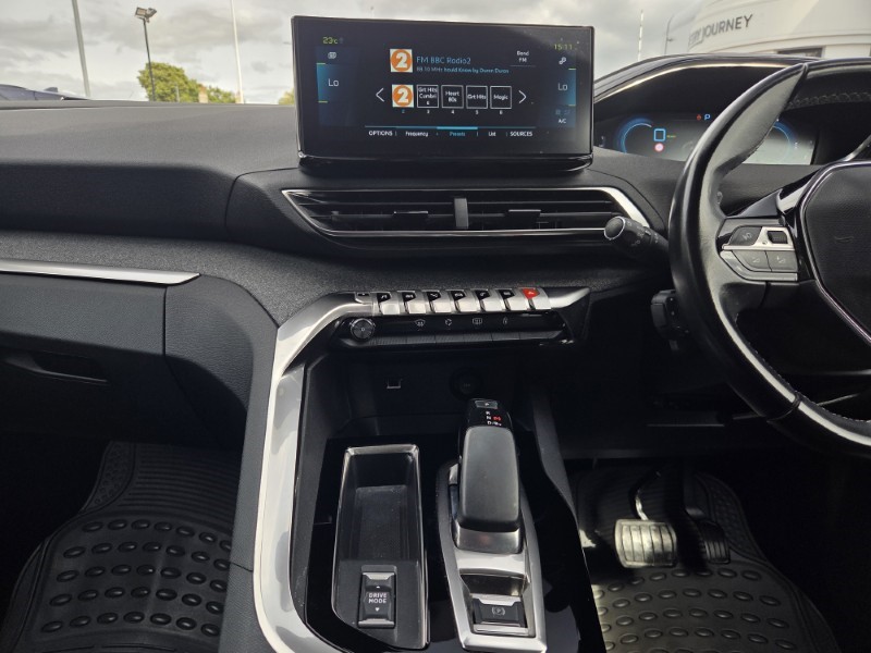 2022 (22) PEUGEOT 3008 1.6 Hybrid 225 Allure Premium 5dr e-EAT8 5694059