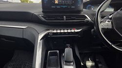 2022 (22) PEUGEOT 3008 1.6 Hybrid 225 Allure Premium 5dr e-EAT8 5694059