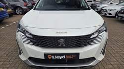 2022 (22) PEUGEOT 3008 1.6 Hybrid 225 Allure Premium 5dr e-EAT8 5694040