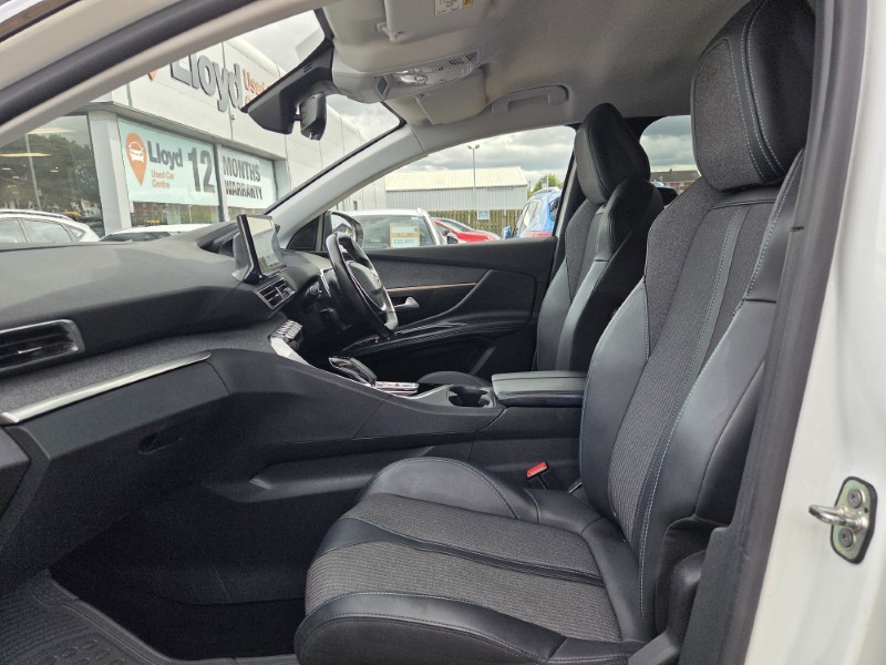 2022 (22) PEUGEOT 3008 1.6 Hybrid 225 Allure Premium 5dr e-EAT8 5694062