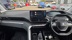 2022 (22) PEUGEOT 3008 1.6 Hybrid 225 Allure Premium 5dr e-EAT8 5694057