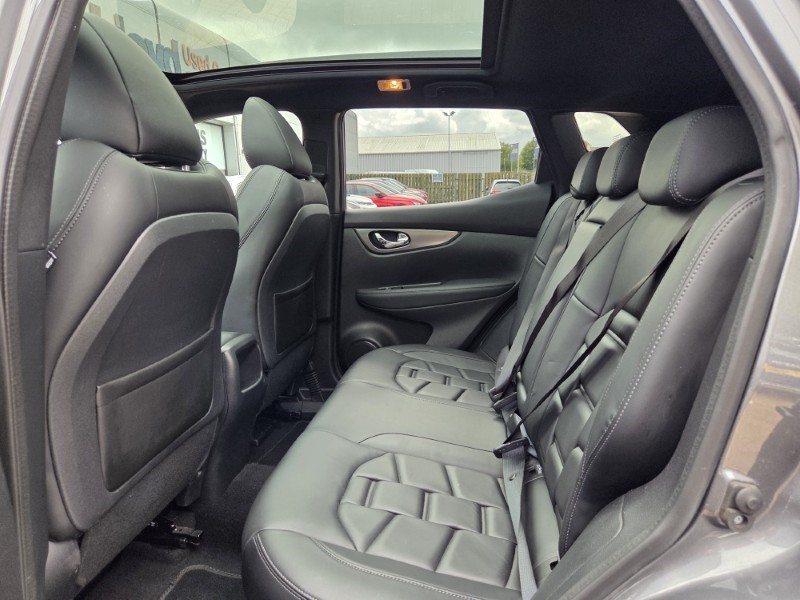 2018 (68) NISSAN QASHQAI 1.5 dCi 115 Tekna PLUS 5dr 5715724
